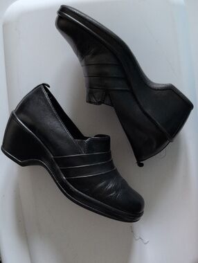 Dansko Black Leather Slip-On Clog Heels